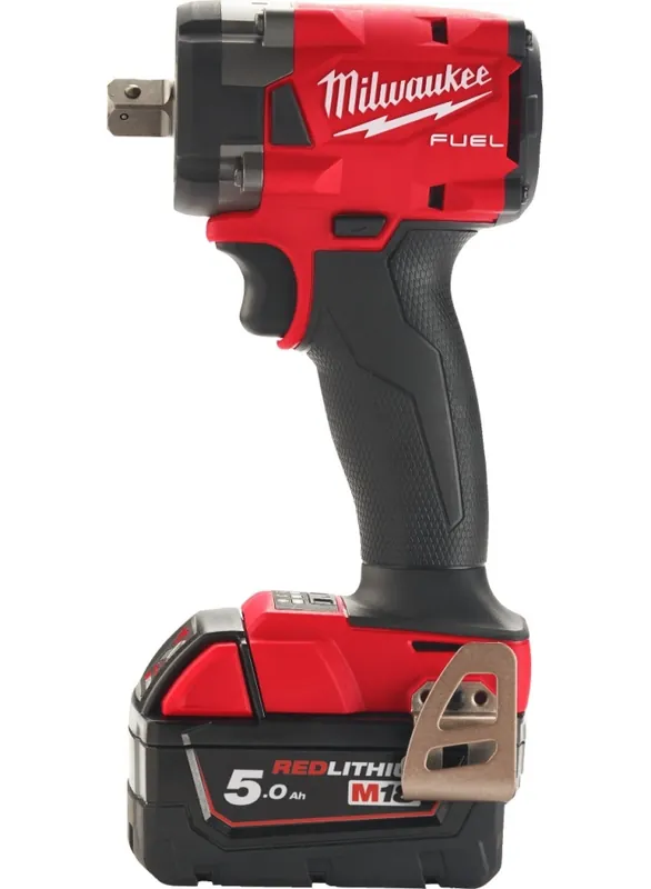 Milwaukee 4933478447 M18 FIW2P12-502X Clé à chocs à batterie 1/2" 18V 5.0Ah Li-Ion