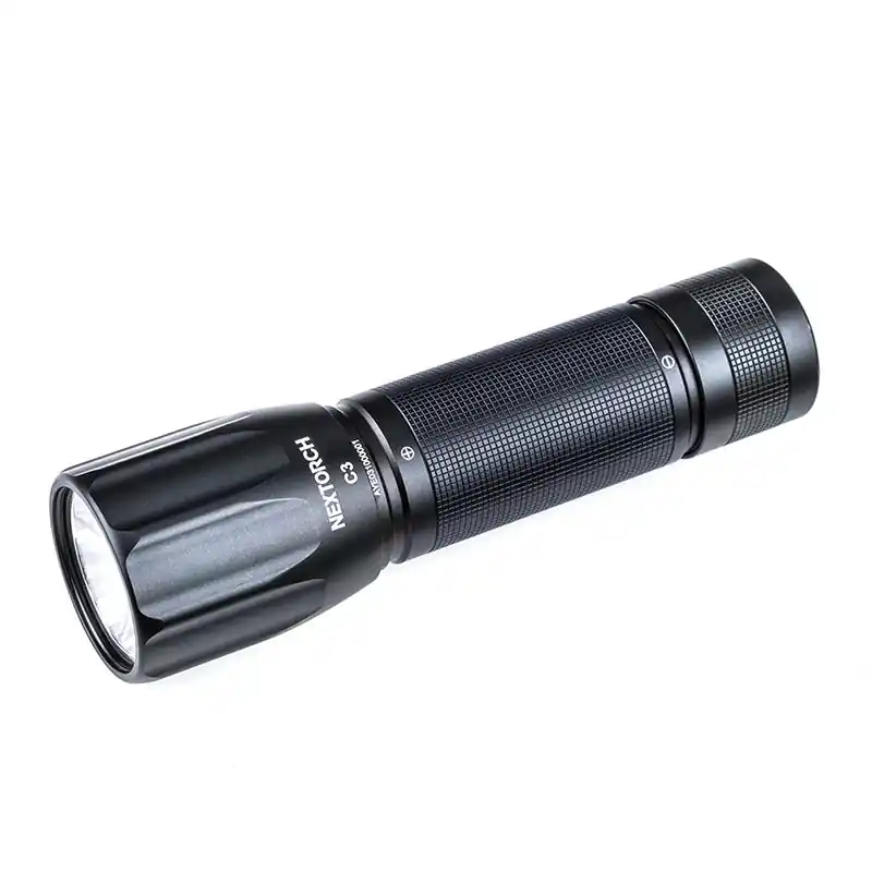 Nextorch 77NT-C3 Lampe de poche LED 380 lumens