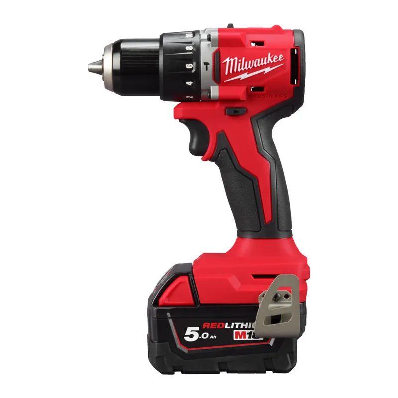 Milwaukee 4933492826 M18 BLPDRC-502C Perceuse à percussion sans fil 18V 5.0Ah Li-Ion
