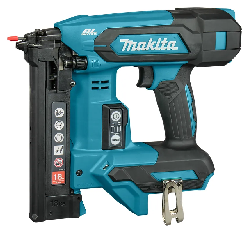 Makita DST630Z Agrafeuse sans fil LXT 18V sans batteries et chargeur dans la boîte